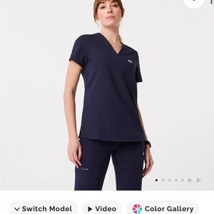 2 Figs Navy V-Neck Short Sleeve Scrub Tops